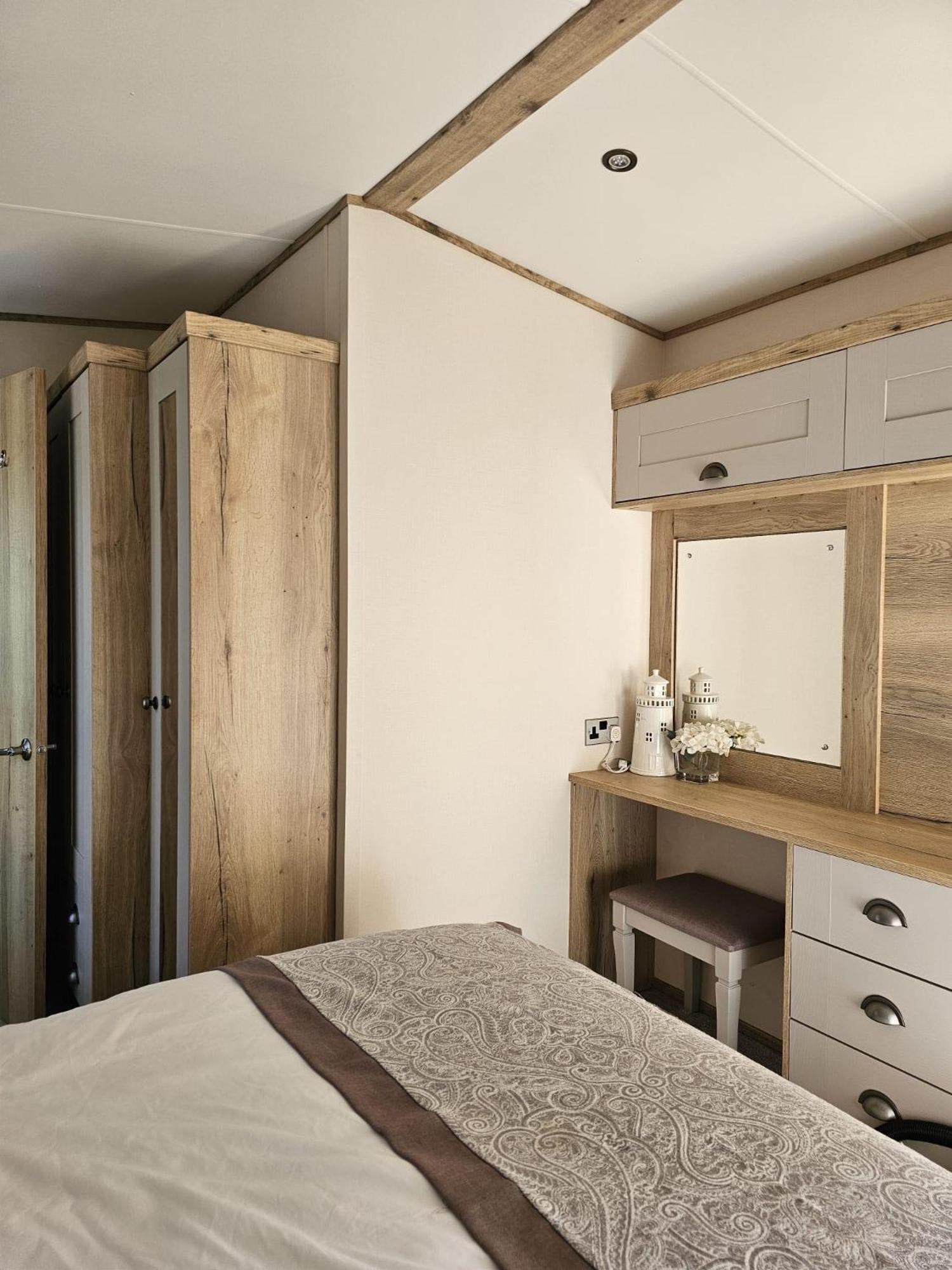 Premium 2 Bedroom Caravan With Free Wifi هونستنتون المظهر الخارجي الصورة